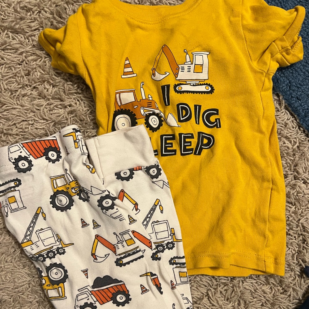 Old Navy 3T pajamas